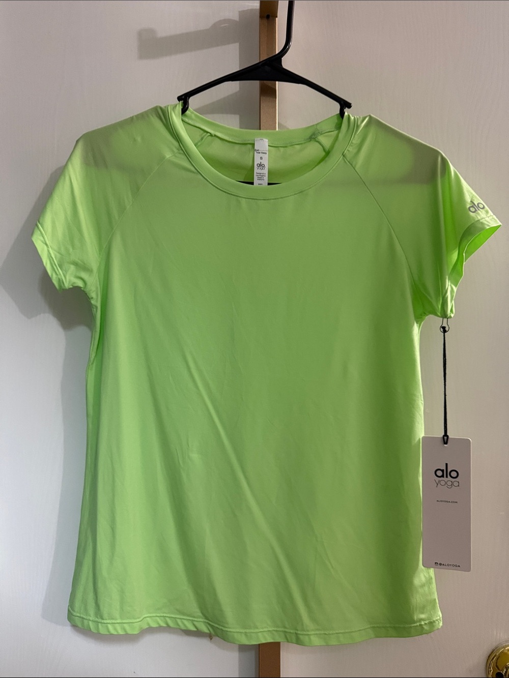 ALO Yoga Women's Short Sleeve Tee in Neon Green